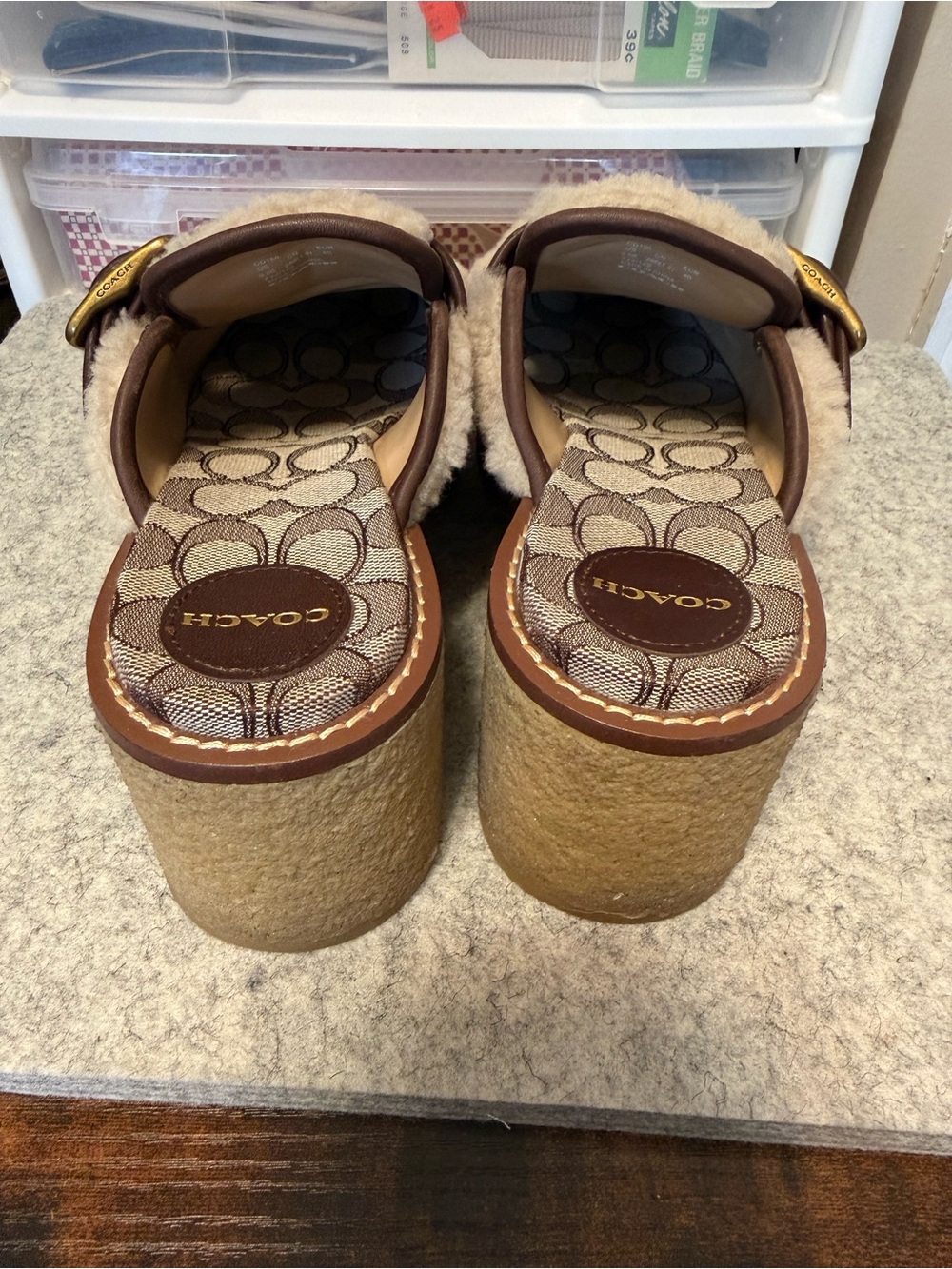 Coach Dylan Shearling Platform Clogs. Size 9.5. - Picture 3 of 9